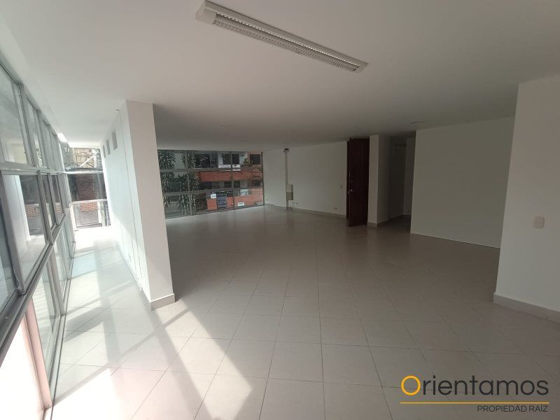 Oficina en arriendo Antioquia Envigado Obrero 76 m2 Habitaciones 0 Baños 1 Garajes 0 Precio $3000000