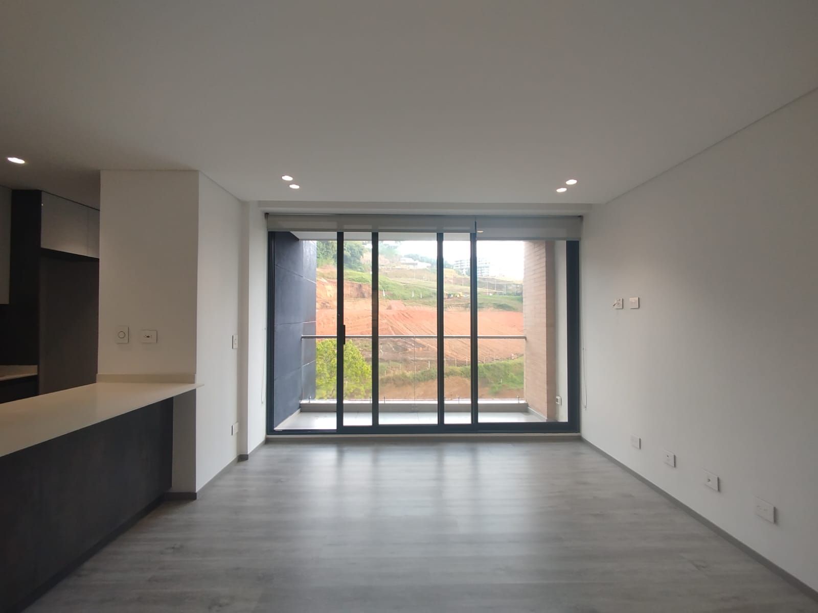 Apartamento en arriendo Risaralda Pereira La Julita 100 m2 Habitaciones 3 Baños 3 Garajes 2 Precio $5680000