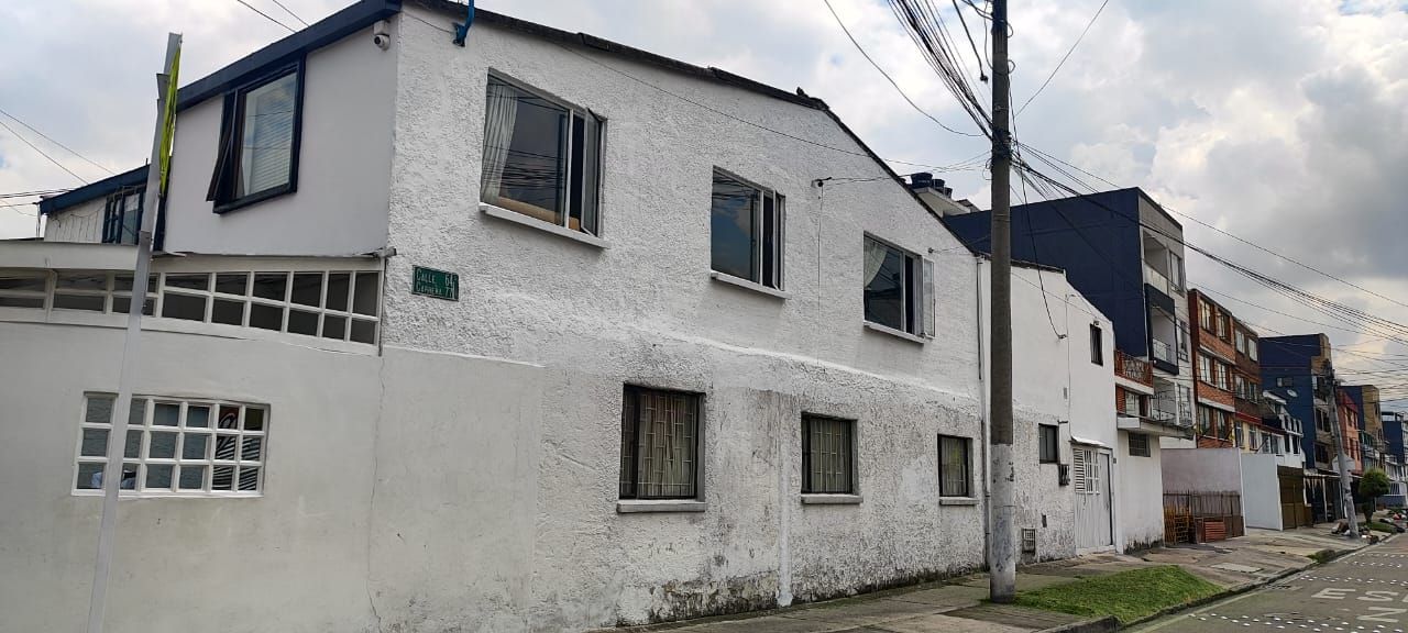 Apartamento en venta Cundinamarca Bogotá El Encanto 65 m2 Habitaciones 2 Baños 1 Garajes 0 Precio $213000000