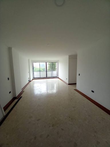 Apartamento en arriendo Antioquia Medellín La Linde 130 m2 Habitaciones 3 Baños 3 Garajes 1 Precio $5800000