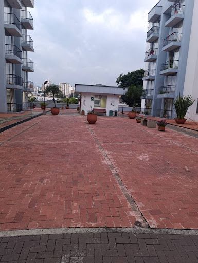 Apartamento en arriendo Risaralda Pereira El Vergel 87 m2 Habitaciones 3 Baños 2 Garajes 1 Precio $3800000