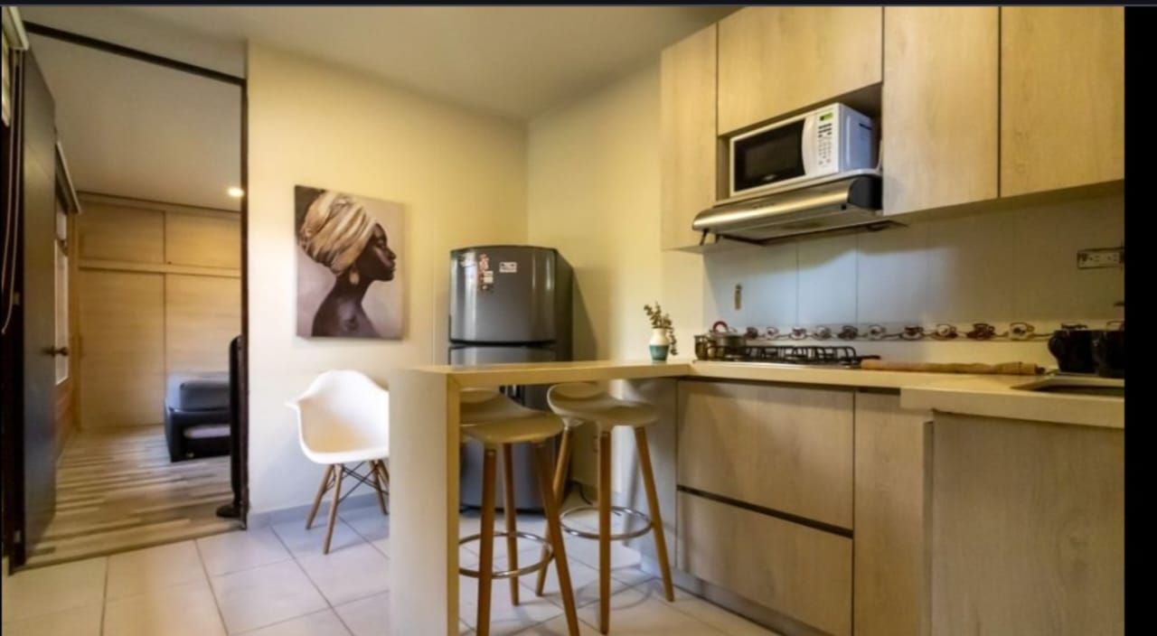 Apartaestudio en arriendo Antioquia Medellín Los Conquistadores 40 m2 Habitaciones 1 Baños 1 Garajes 0 Precio $2700000