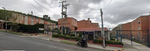 Casa en arriendo Cundinamarca Bogotá Hospital San Carlos 52 m2 Habitaciones 4 Baños 3 Garajes 1 Precio $2000000