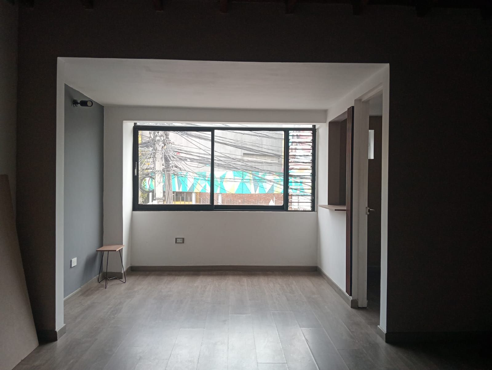 Oficina en arriendo Antioquia Medellín Los Conquistadores 27 m2 Habitaciones 0 Baños 1 Garajes 0 Precio $1900000