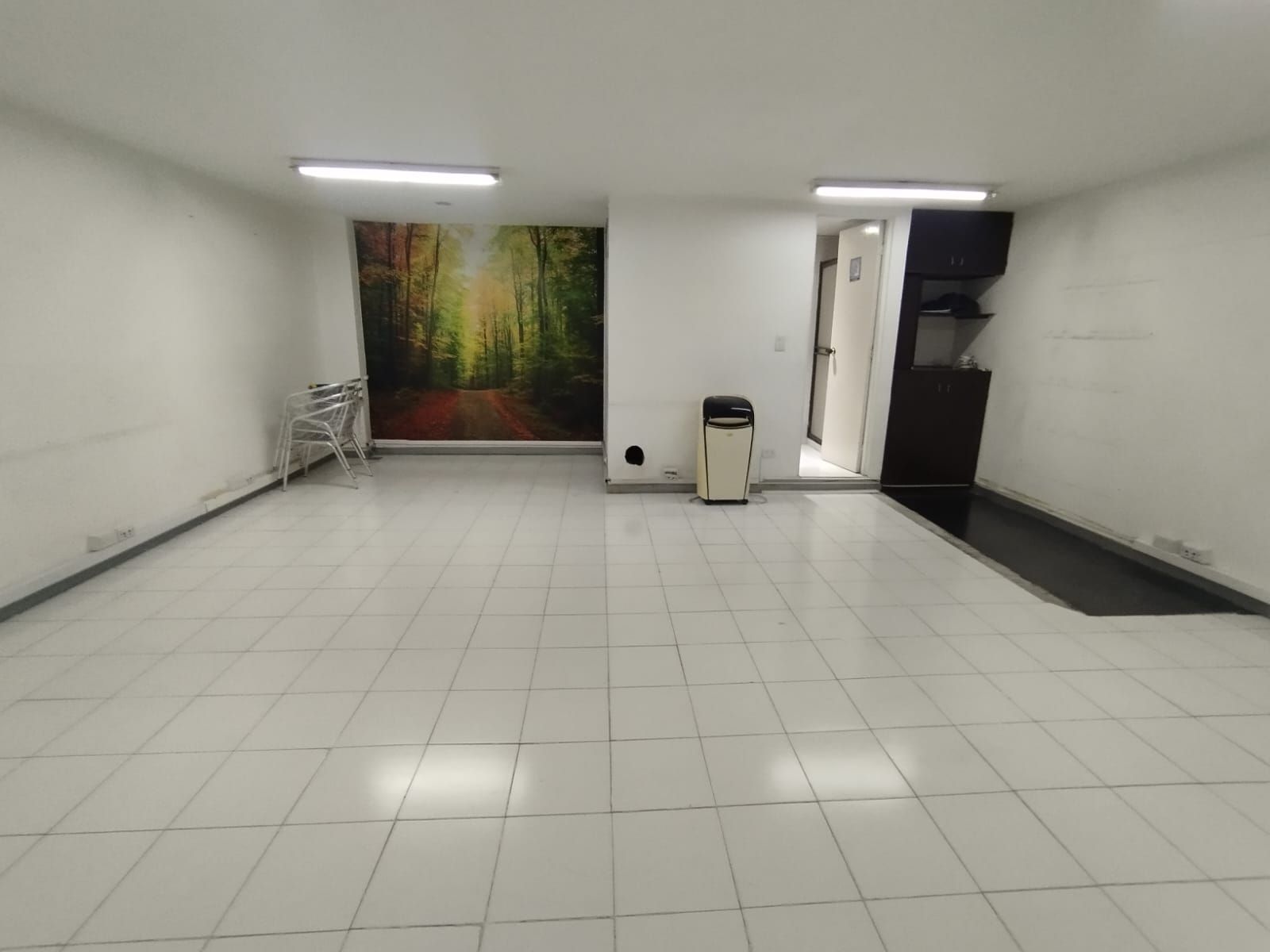 Oficina en arriendo Antioquia Medellín Simesa 60 m2 Habitaciones 0 Baños 2 Garajes 0 Precio $3500000