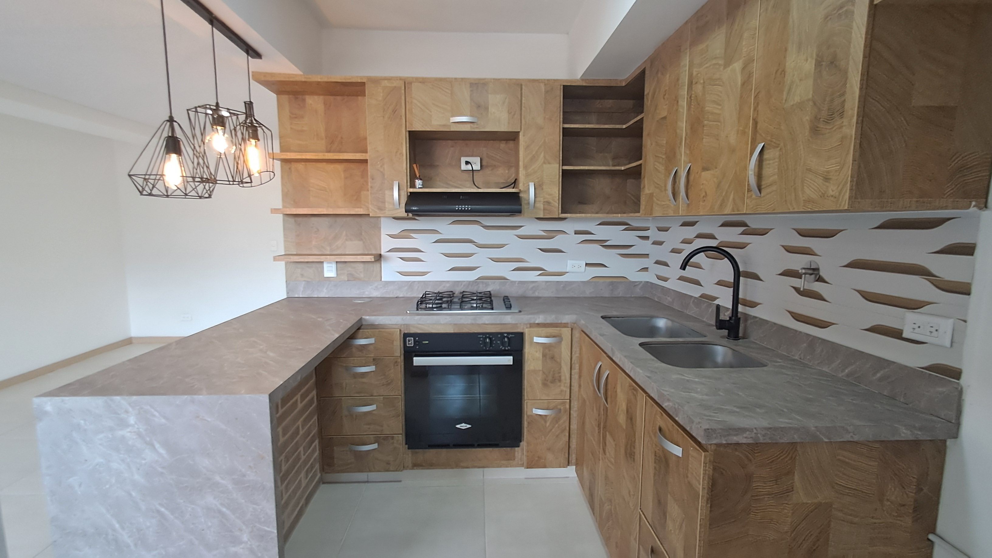 Apartamento en arriendo Antioquia Itagüí Las Acacias 63 m2 Habitaciones 2 Baños 2 Garajes 1 Precio $2550000