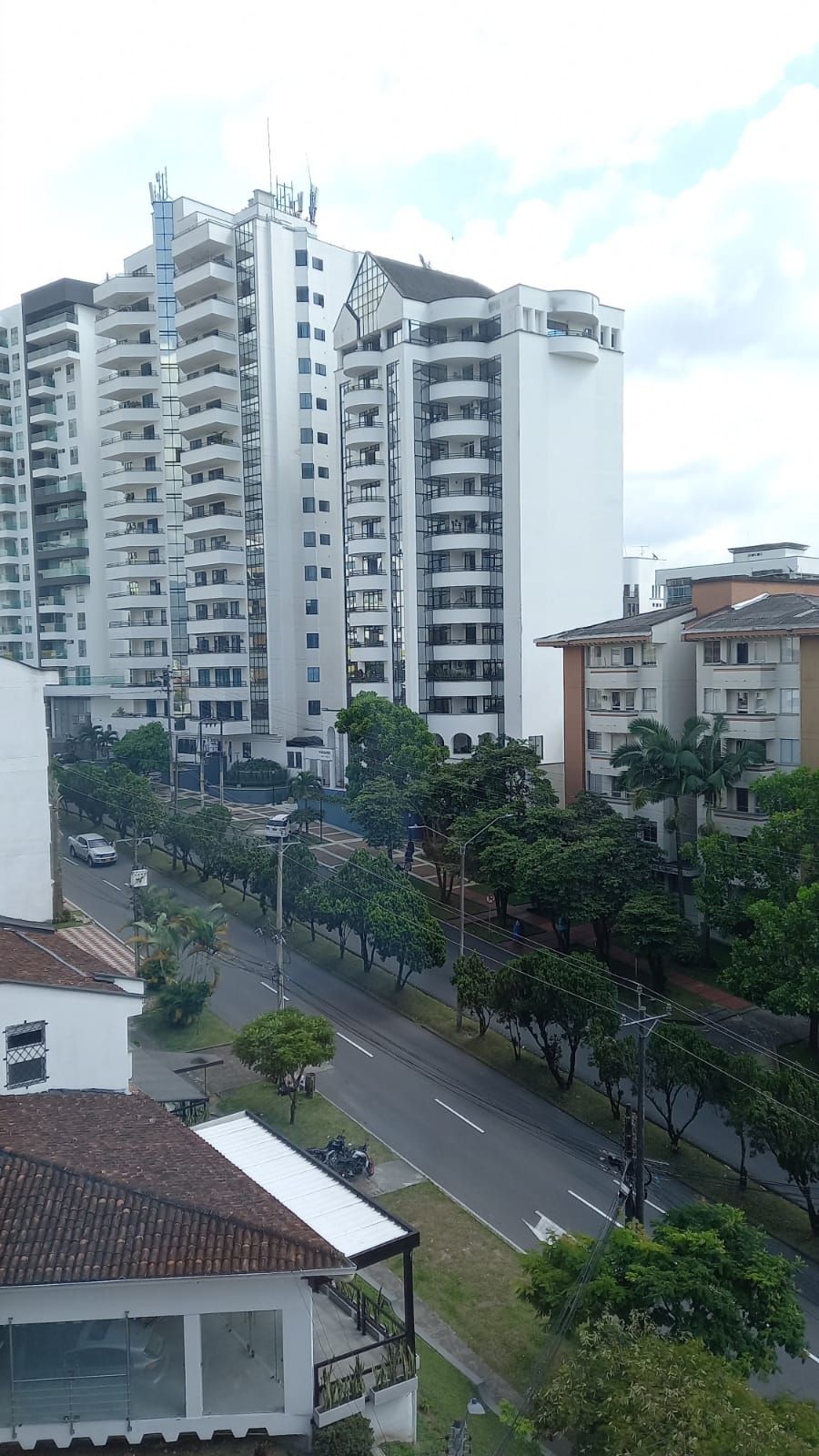 Oficina en venta Risaralda Pereira Pinares De San Martin 45 m2 Habitaciones 0 Baños 1 Garajes 1 Precio $350000000