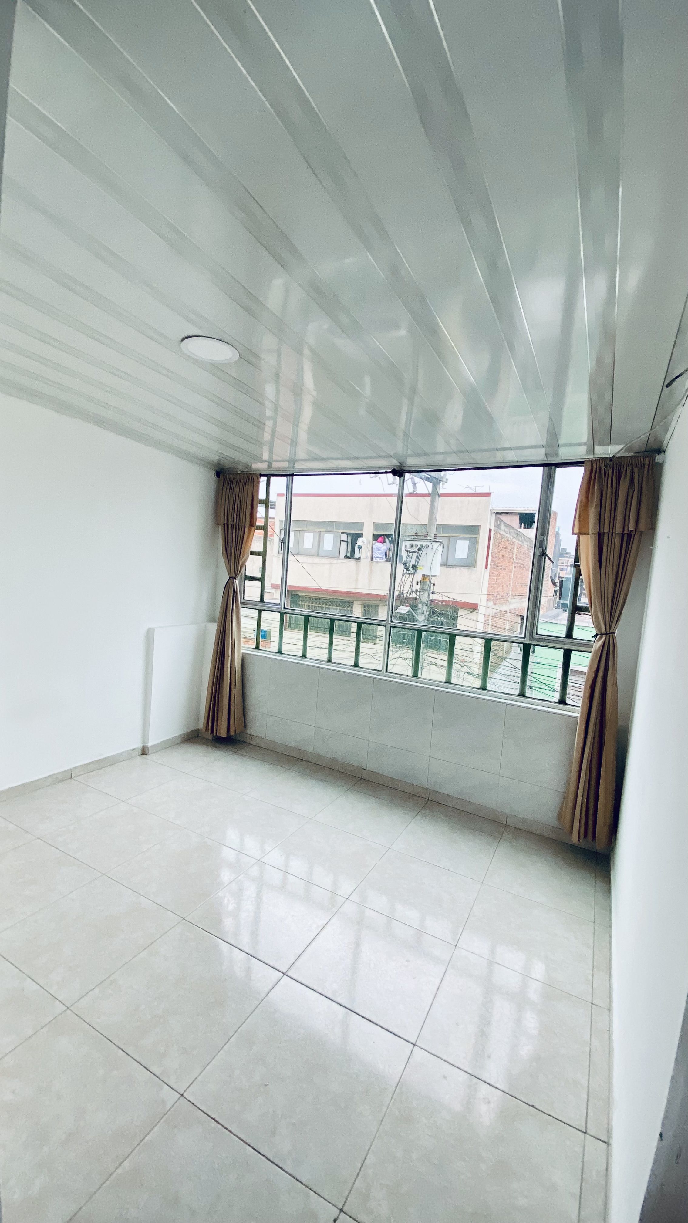 Apartaestudio en arriendo Cundinamarca Bogotá Alcalá 22 m2 Habitaciones 1 Baños 1 Garajes 0 Precio $850000