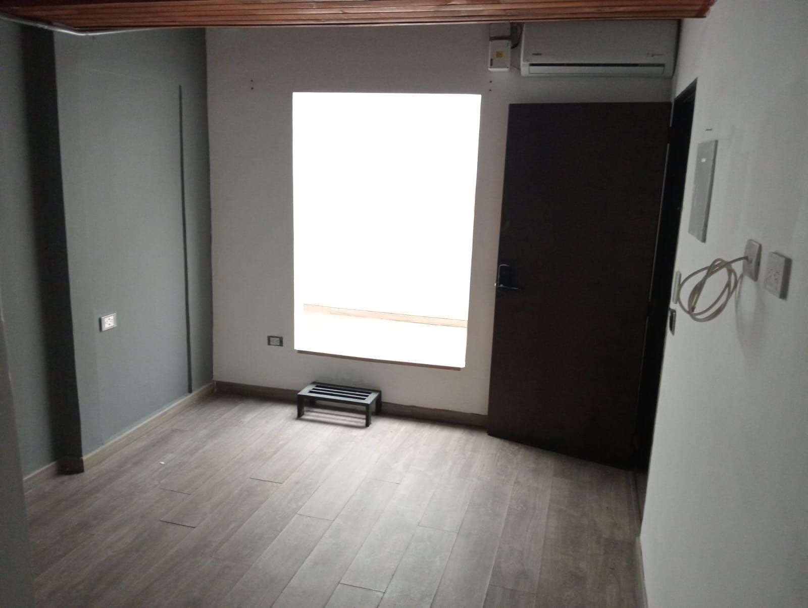 Oficina en arriendo Antioquia Medellín Los Conquistadores 20 m2 Habitaciones 0 Baños 1 Garajes 0 Precio $1500000