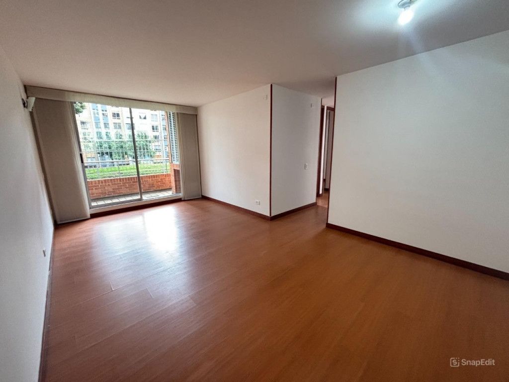 Apartamento en venta Cundinamarca Bogotá San Antonio Nor - Occidental 73 m2 Habitaciones 3 Baños 2 Garajes 1 Precio $449999999