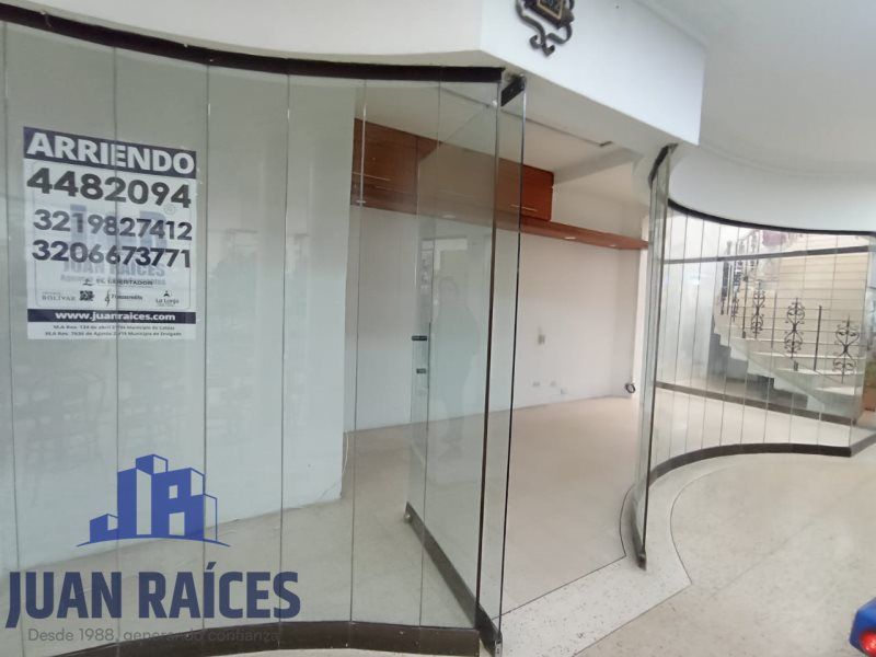 Local en arriendo Antioquia Caldas Caldas 15 m2 Habitaciones 0 Baños 1 Garajes 0 Precio $1700000