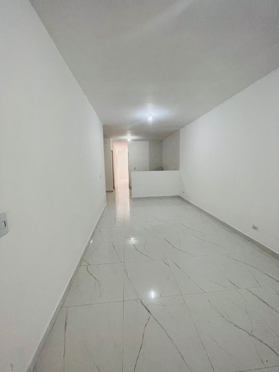Casa en venta Valle Del Cauca Cali Asturias 270 m2 Habitaciones 5 Baños 3 Garajes 2 Precio $590000000