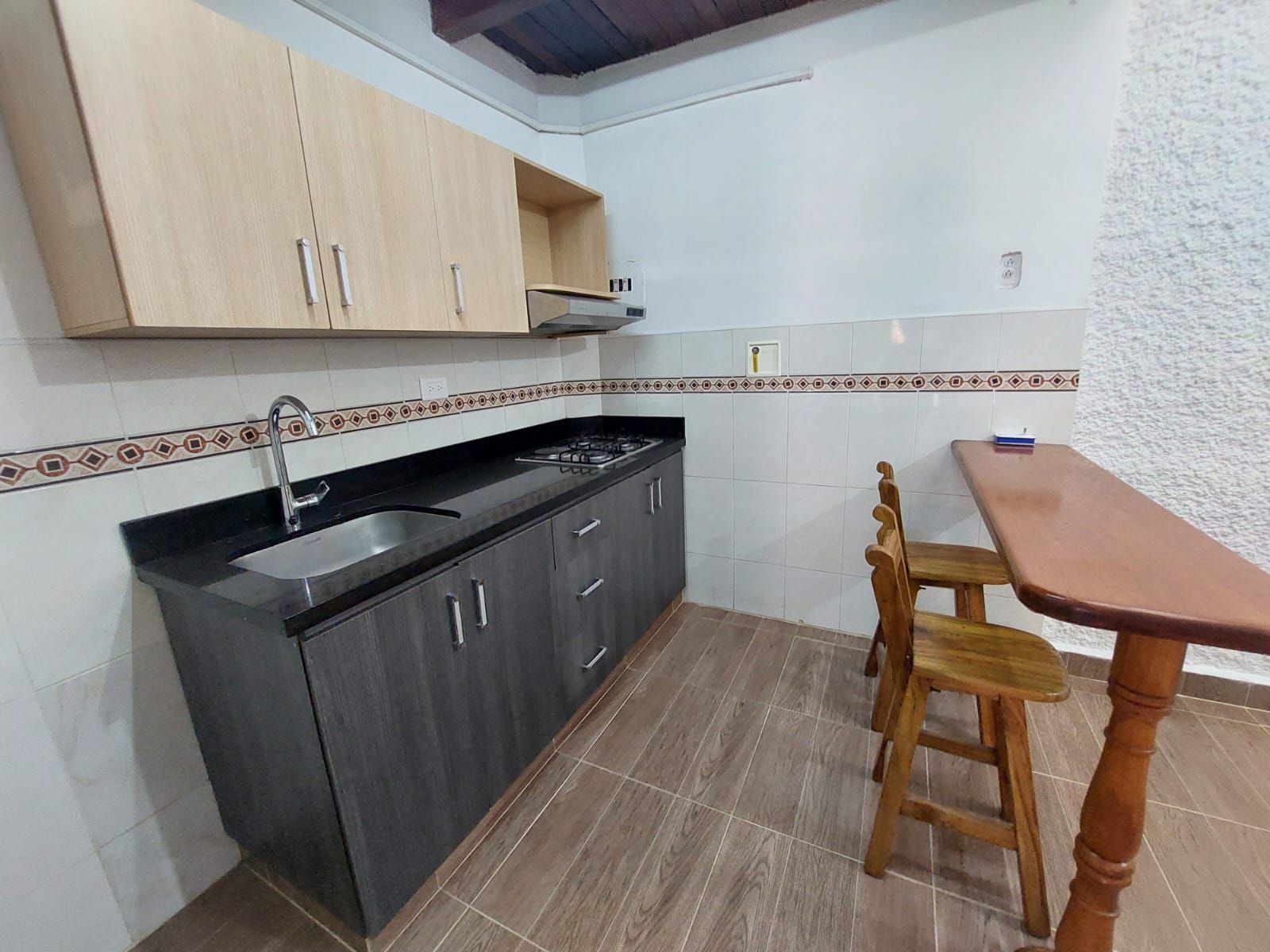 Apartaestudio en arriendo Antioquia Medellín La America 42 m2 Habitaciones 1 Baños 1 Garajes 0 Precio $1600000