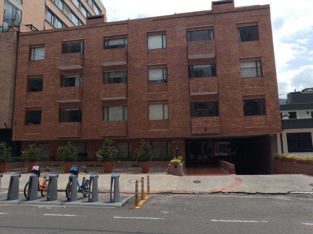 Apartaestudio en arriendo Cundinamarca Bogotá Chicó Norte 60 m2 Habitaciones 1 Baños 2 Garajes 2 Precio $4921000