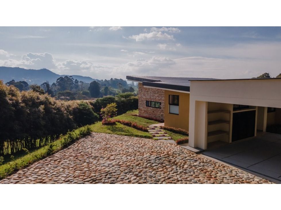 Casa Campestre en venta Antioquia El Carmen De Viboral La Alhambra 160 m2 Habitaciones 3 Baños 4 Garajes 0 Precio $1450000000