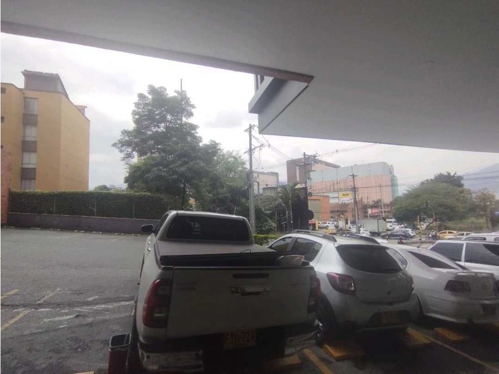 Local en arriendo Antioquia Envigado Las Casitas 72 m2 Habitaciones 0 Baños 1 Garajes 1 Precio $7000000