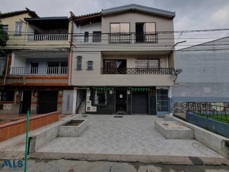 Apartamento en venta Antioquia Medellín Cristo Rey 65 m2 Habitaciones 2 Baños 1 Garajes 0 Precio $265000000
