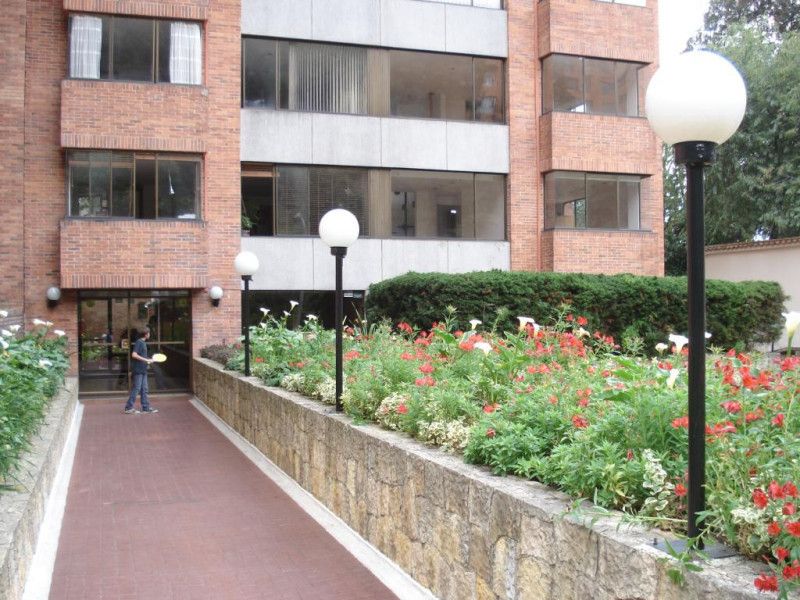 Apartamento en arriendo Cundinamarca Bogotá Santa Barbara Alta 60 m2 Habitaciones 2 Baños 1 Garajes 1 Precio $3850000