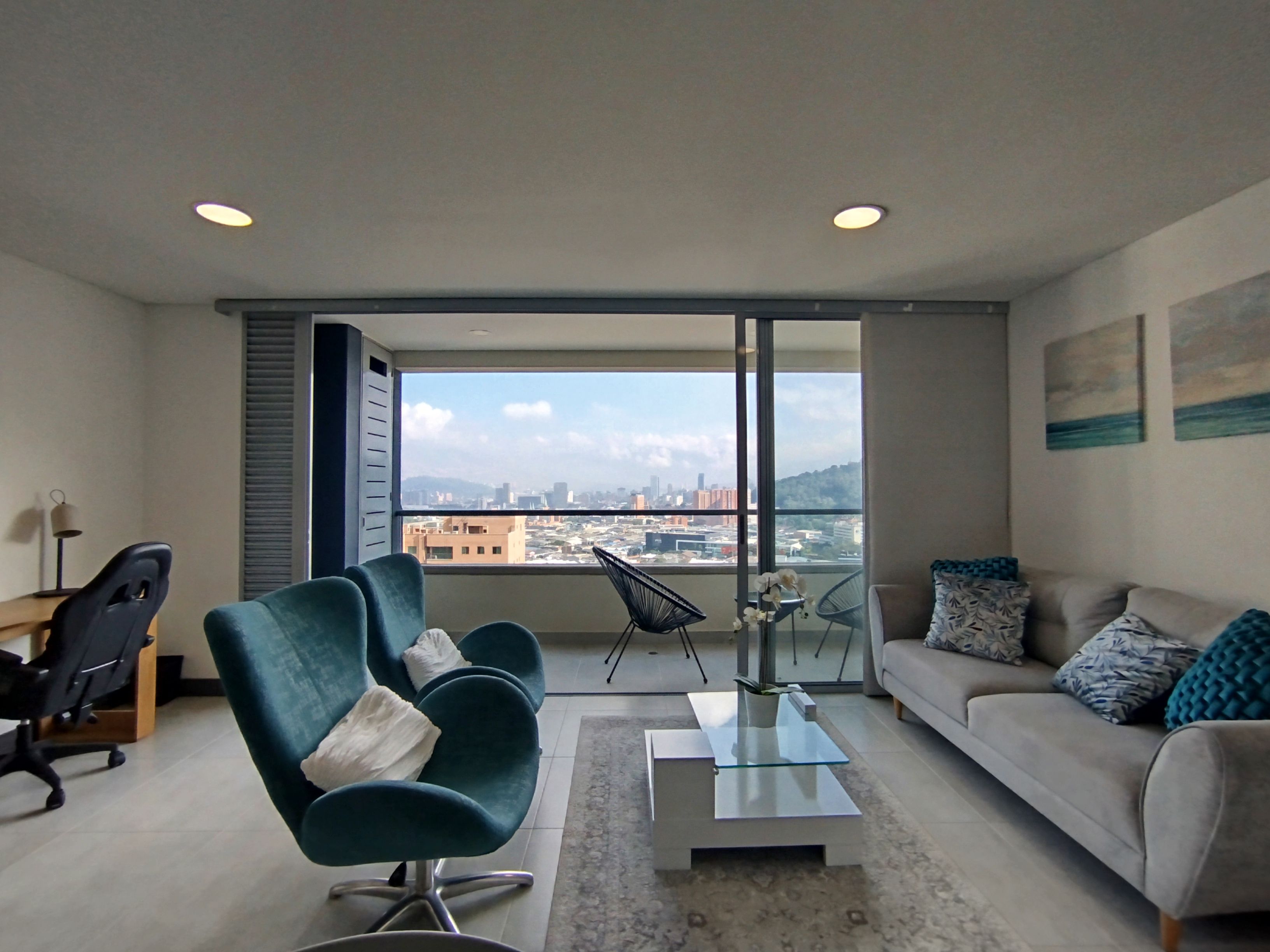 Apartamento en arriendo Antioquia Medellín Colombia 79 m2 Habitaciones 2 Baños 3 Garajes 2 Precio $7200000