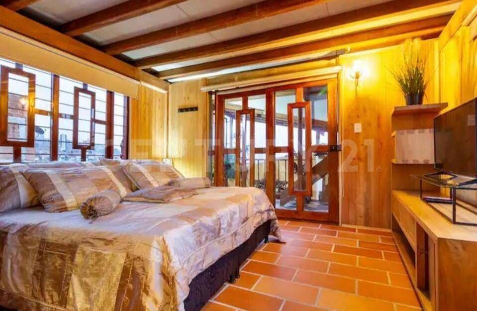 Casa en venta Antioquia Medellín La Candelaria 250 m2 Habitaciones 11 Baños 8 Garajes 0 Precio $1800000000