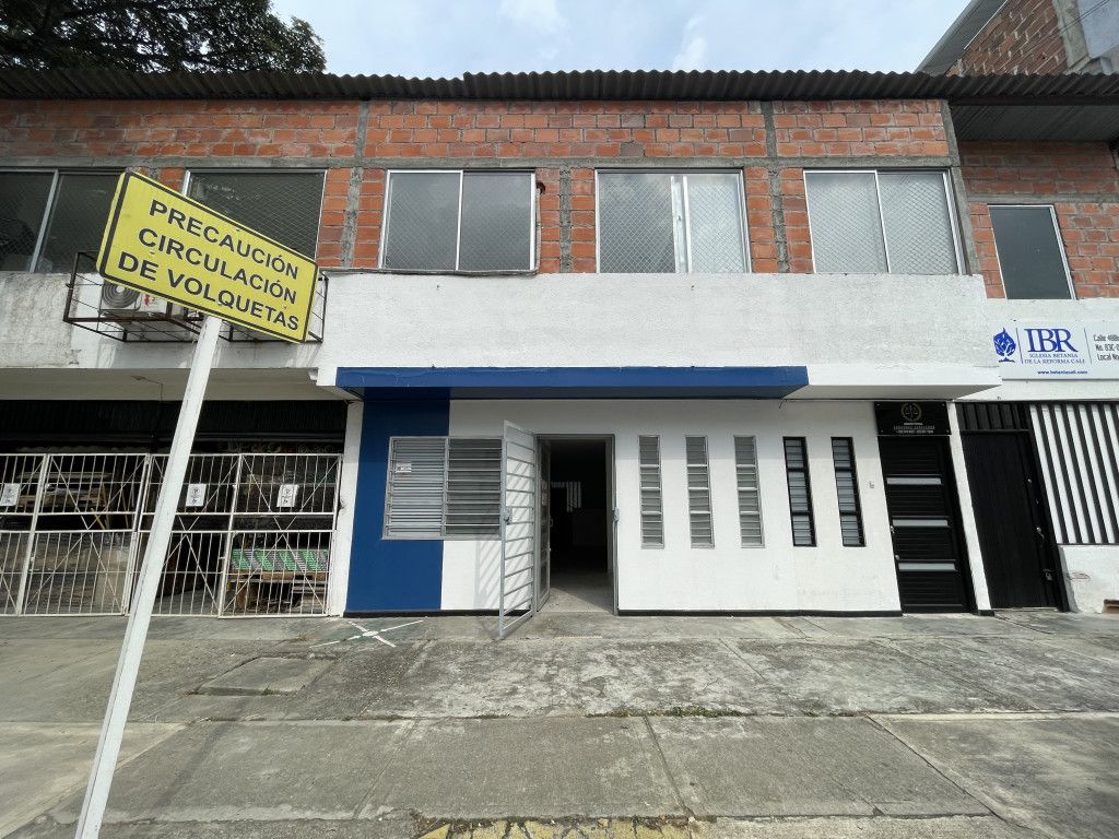 Local en arriendo Valle Del Cauca Cali Ciudad Real 80 m2 Habitaciones 0 Baños 2 Garajes 0 Precio $1820000