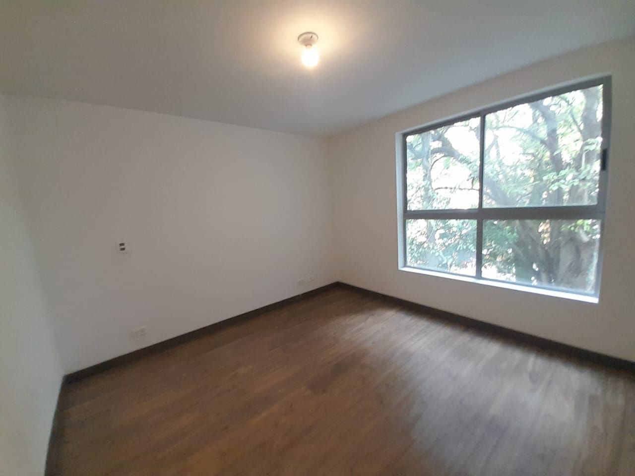 Apartamento en arriendo Antioquia Medellín Loma De Los Bernal 110 m2 Habitaciones 3 Baños 3 Garajes 1 Precio $5350000