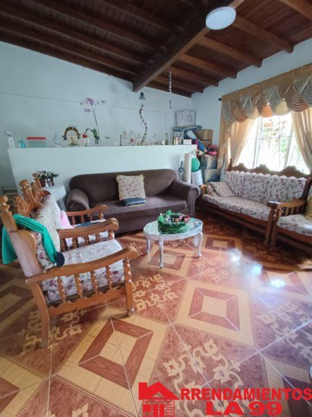 Casa en venta Antioquia Medellín Campo Alegre 200 m2 Habitaciones 5 Baños 4 Garajes 0 Precio $650000000