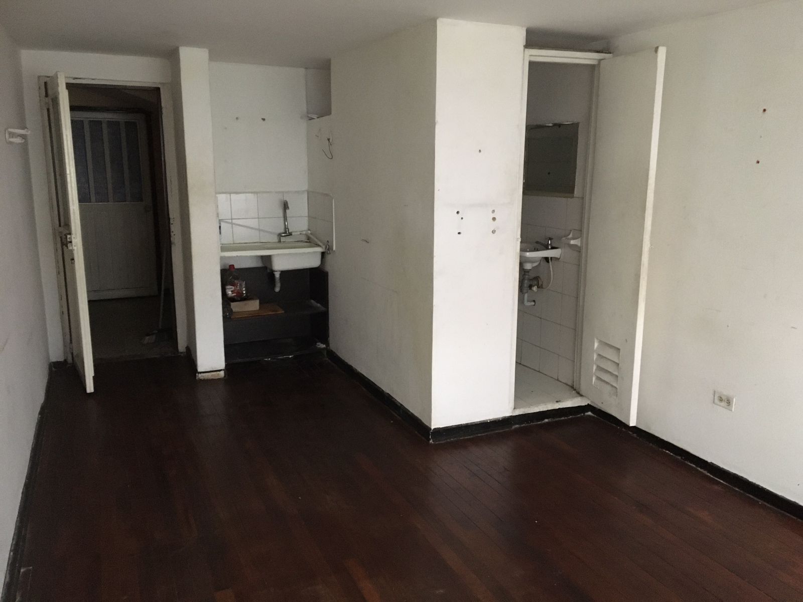 Apartaestudio en arriendo Cundinamarca Bogotá Alfonso López 30 m2 Habitaciones 1 Baños 1 Garajes 0 Precio $900000