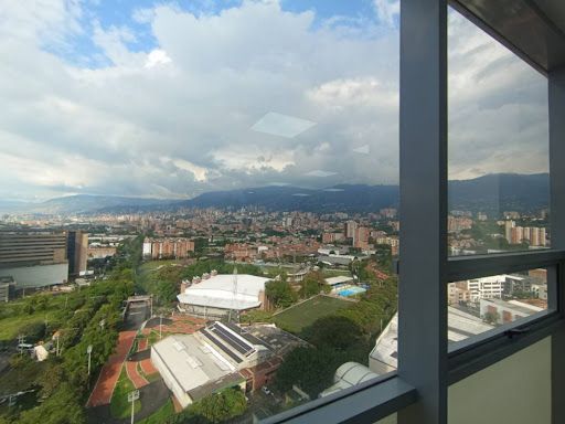 Local en arriendo Antioquia Envigado Primavera 72 m2 Habitaciones 0 Baños 1 Garajes 2 Precio $8203520