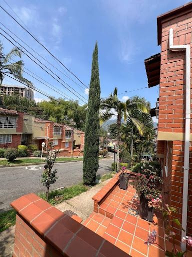 Casa en venta Antioquia Envigado Las Casitas 120 m2 Habitaciones 4 Baños 3 Garajes 1 Precio $800000000