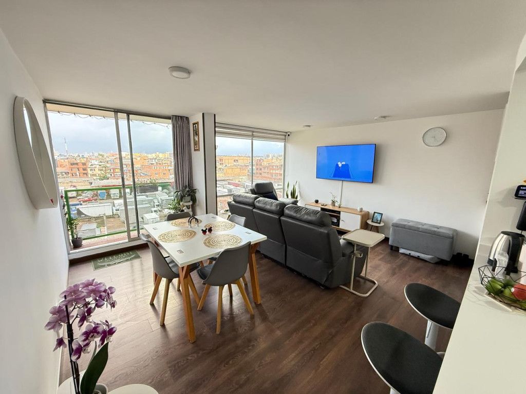 Apartamento en venta Cundinamarca Bogotá El Tintal 76 m2 Habitaciones 3 Baños 2 Garajes 1 Precio $380000000