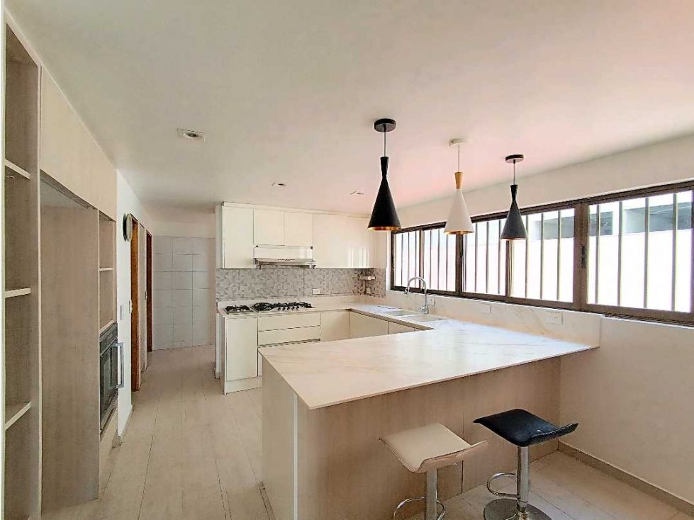 Apartamento en venta Caldas Manizales Palermo 220 m2 Habitaciones 3 Baños 3 Garajes 2 Precio $1000000000