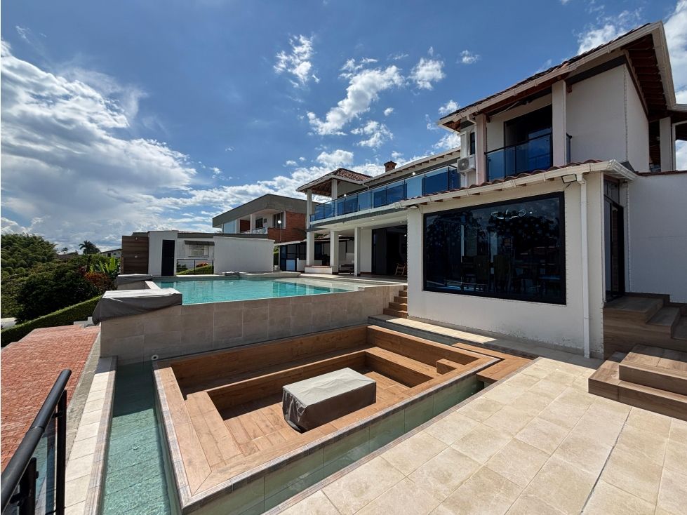 Casa Campestre en arriendo Risaralda Pereira Pereira 389 m2 Habitaciones 6 Baños 6 Garajes 4 Precio $9000000