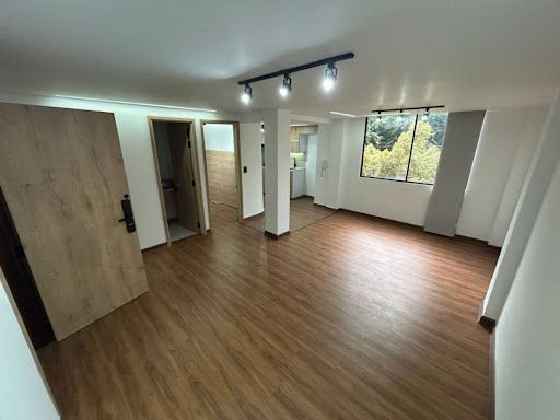 Apartamento en arriendo Antioquia Envigado Las Flores 63 m2 Habitaciones 3 Baños 2 Garajes 1 Precio $2300000