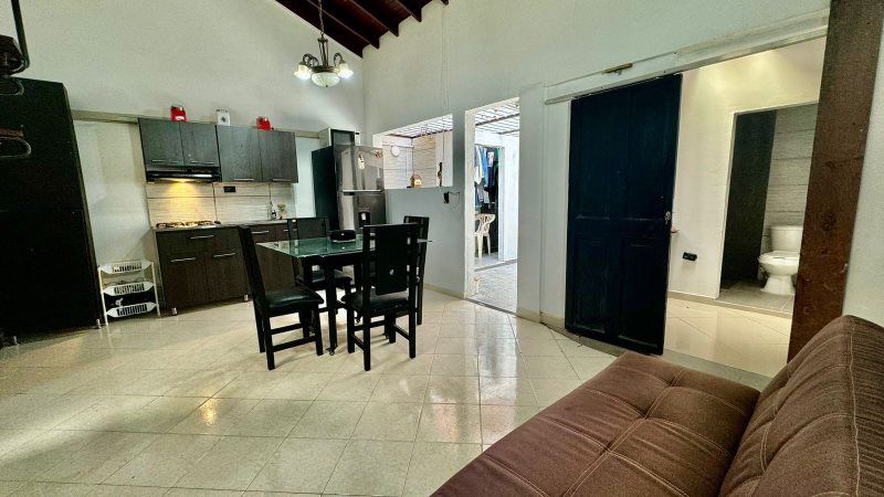 Casa en venta Antioquia Envigado Alcalá 150 m2 Habitaciones 5 Baños 5 Garajes 0 Precio $800000000