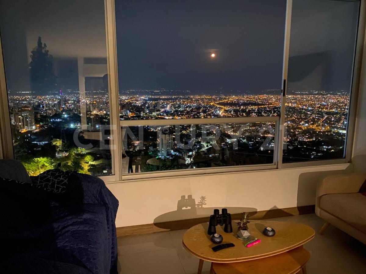 Apartamento en arriendo Valle Del Cauca Cali Tejares - Cristales 135 m2 Habitaciones 4 Baños 3 Garajes 2 Precio $4600000