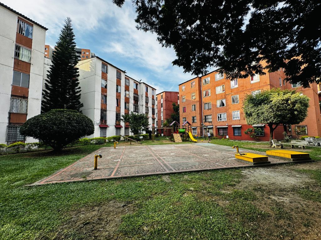 Apartamento en venta Valle Del Cauca Cali Ciudad 2000 60 m2 Habitaciones 3 Baños 1 Garajes 0 Precio $140000000