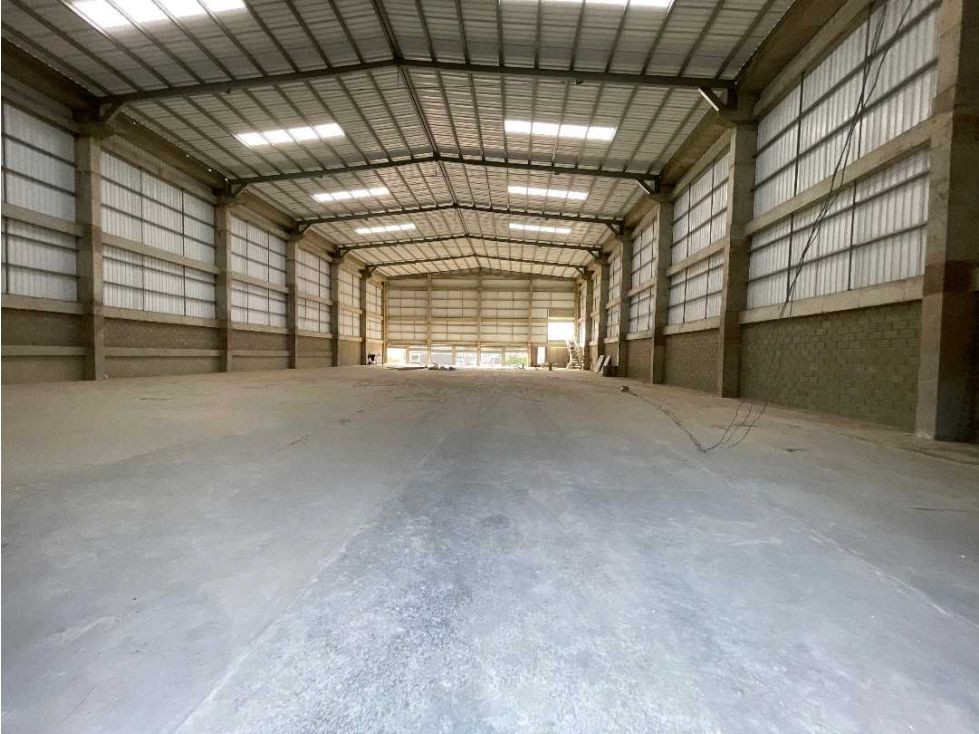 Bodega en arriendo o venta Atlántico Barranquilla Villa Carolina 1860 m2 Habitaciones 0 Baños 2 Garajes 10 Precio venta $8000000000 Precio arriendo $50900000