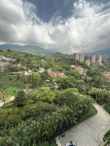 Apartamento en arriendo Antioquia Envigado El Salado 72 m2 Habitaciones 3 Baños 2 Garajes 1 Precio $3800000