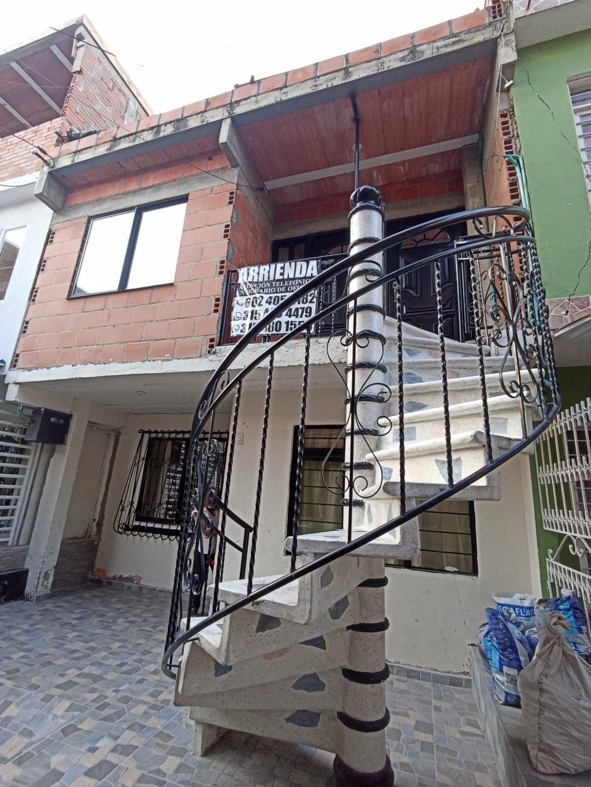 Apartamento en arriendo Valle Del Cauca Cali Los Guayacanes 90 m2 Habitaciones 2 Baños 1 Garajes 0 Precio $650000