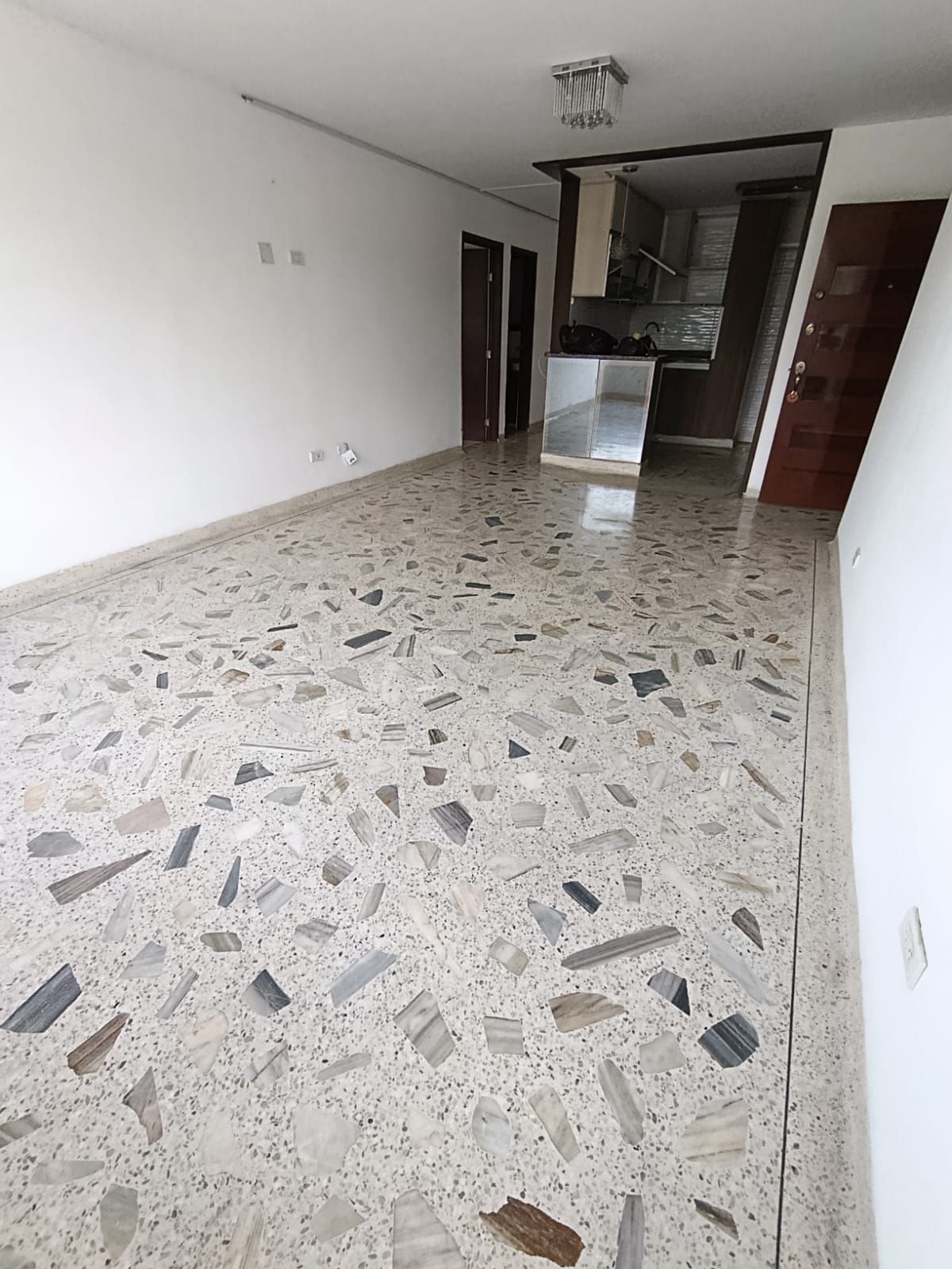 Apartamento en arriendo Valle Del Cauca Cali Cañaveralejo Seguros Patria 91 m2 Habitaciones 3 Baños 3 Garajes 1 Precio $1600000