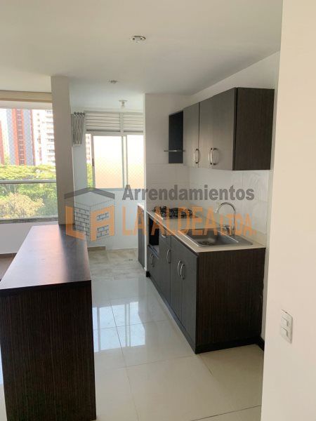 Apartamento en arriendo Antioquia Itagüí Yarumito 70 m2 Habitaciones 3 Baños 2 Garajes 0 Precio $2700000