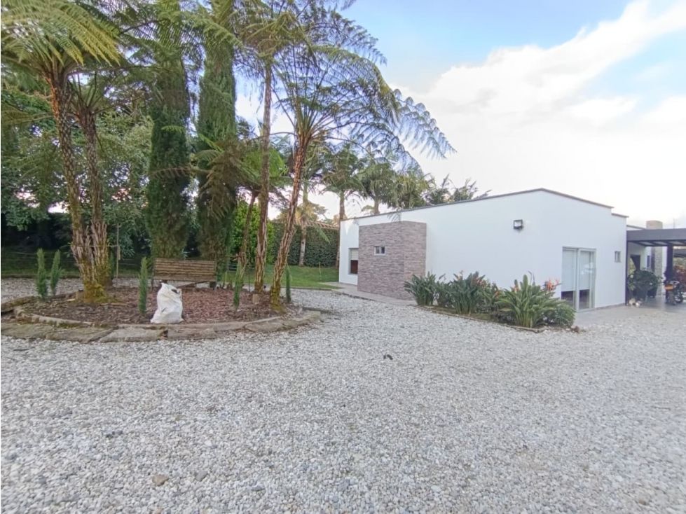 Casa Campestre en arriendo Antioquia Rionegro Rionegro 250 m2 Habitaciones 4 Baños 4 Garajes 5 Precio $8500000