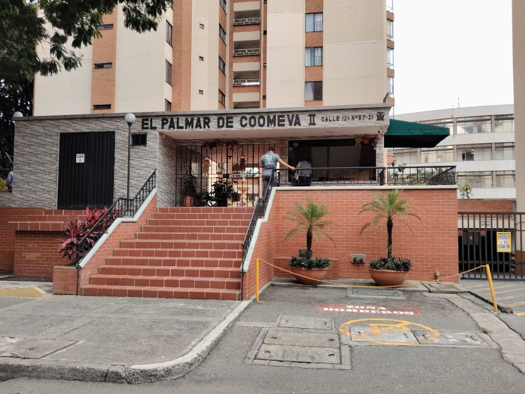 Apartamento en arriendo Valle Del Cauca Cali Santa Anita - La Selva 75 m2 Habitaciones 3 Baños 2 Garajes 1 Precio $1800000