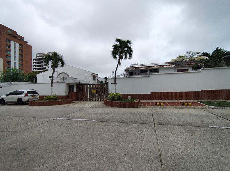 Casa en venta Atlántico Barranquilla Altos Del Limon 250 m2 Habitaciones 3 Baños 4 Garajes 3 Precio $1100000000