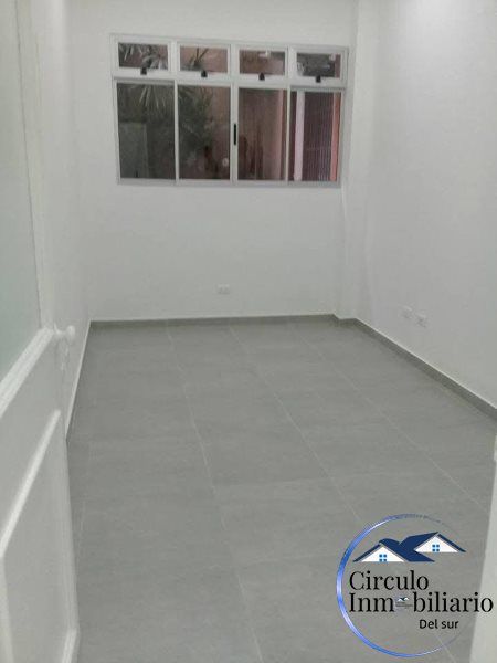 Oficina en arriendo Antioquia Medellín Prado 24 m2 Habitaciones 0 Baños 1 Garajes 0 Precio $950000