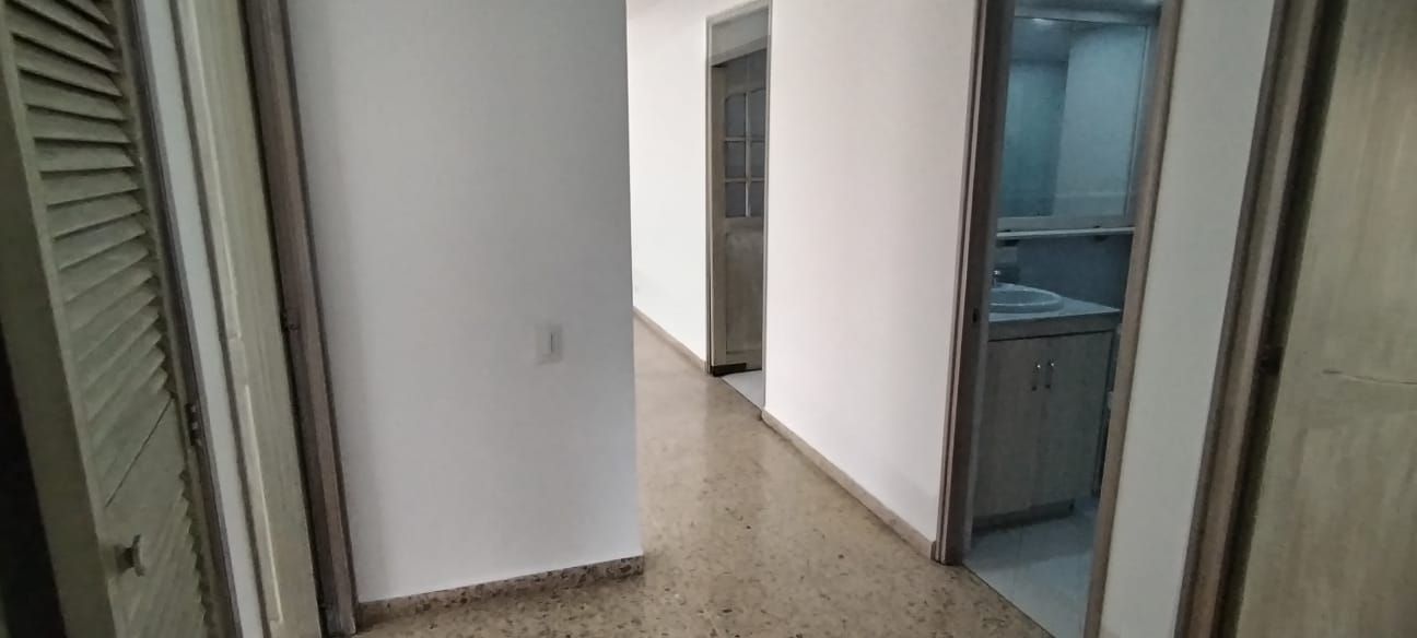 Apartamento en arriendo Antioquia Medellín Alejandria 138 m2 Habitaciones 3 Baños 3 Garajes 1 Precio $5200000