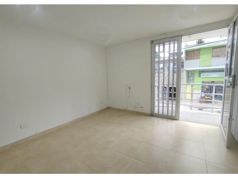 Local en arriendo Caldas Manizales Nn 17 m2 Habitaciones 0 Baños 1 Garajes 0 Precio $750000