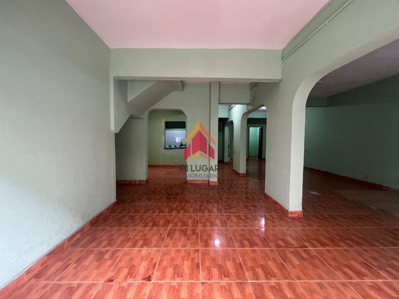 Local en arriendo o venta Antioquia Itagüí Centro 100 m2 Habitaciones 0 Baños 2 Garajes 0 Precio venta $800000000 Precio arriendo $4800000