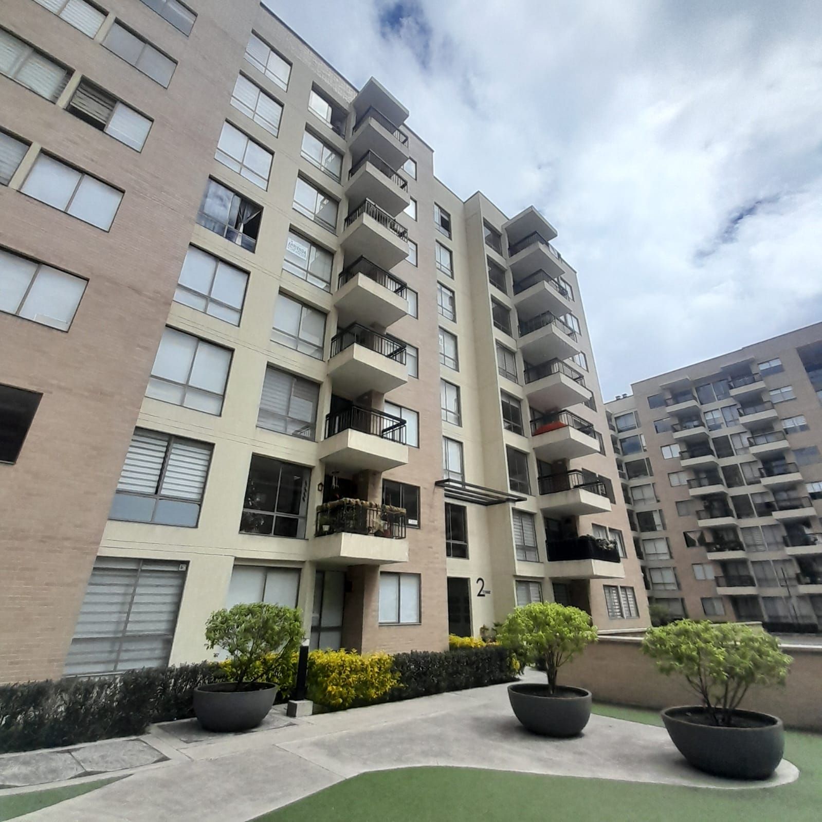 Apartamento en venta Cundinamarca Cajicá Cr Sendero De Girasoles 60 m2 Habitaciones 2 Baños 2 Garajes 1 Precio $310000000